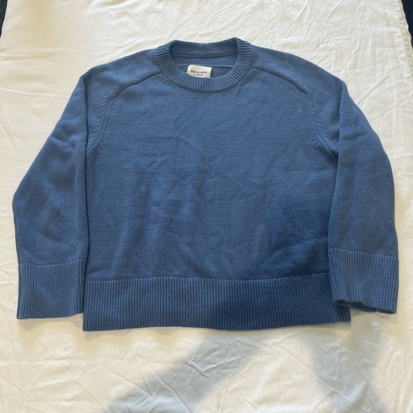 Abercrombie & Fitch Men's Navy Crewneck Sweater - Picture 1 of 4